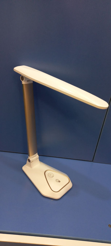 چراغ مطالعه صنایع کریم زاده مدل DL-433